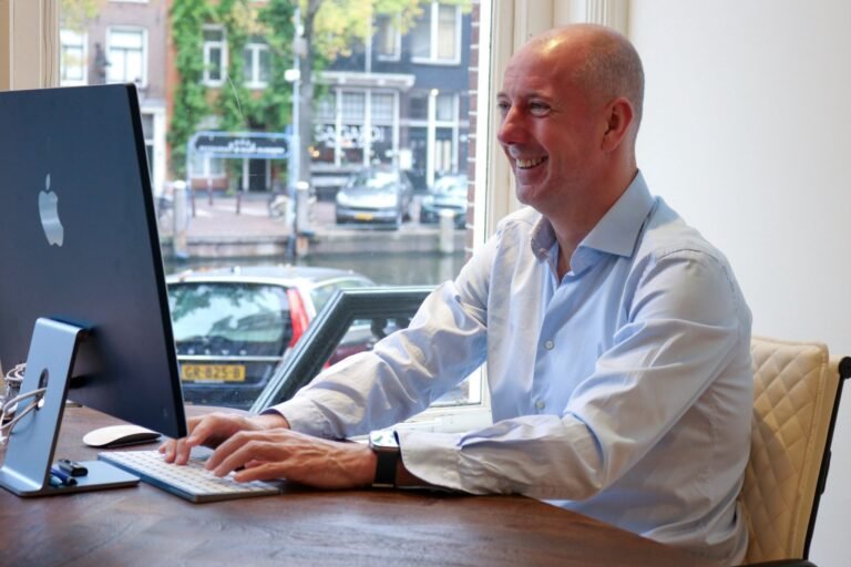 Facetune_13-10-2025-22-35-44_compressed